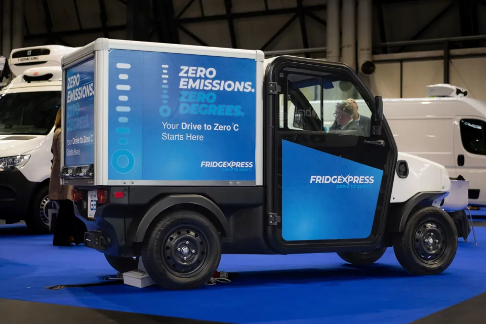 G4 micromobility vehicles with refrigerated body